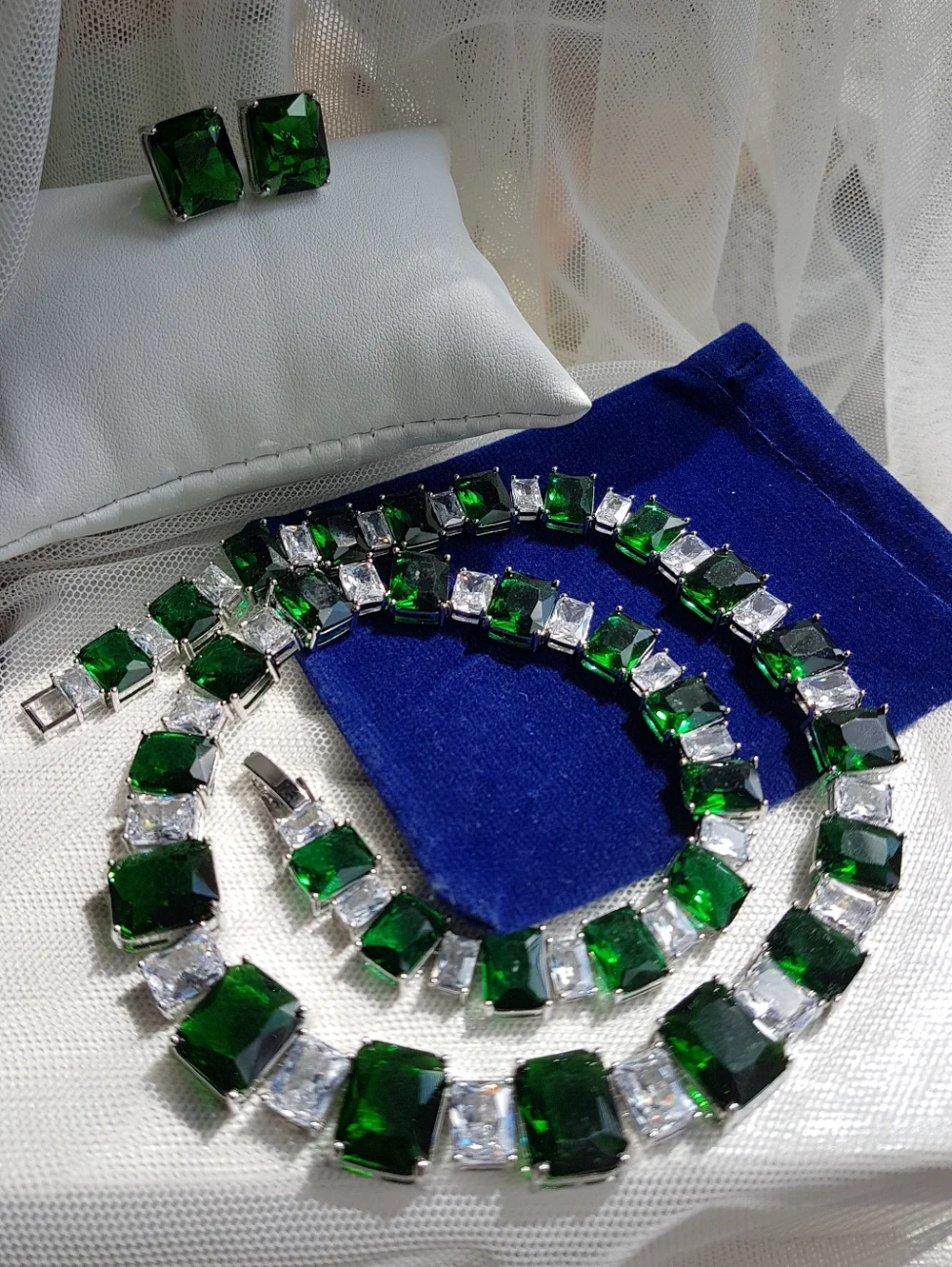 Swarovski Elements Emerald Green Square Solitaire Gemstone Studs Earrings NEW